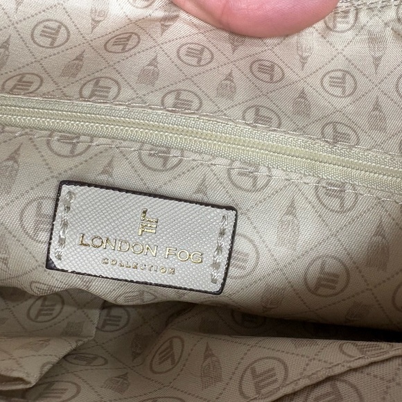London Fog Lorraine Crossbody Bag NWT - Picture 5 of 9